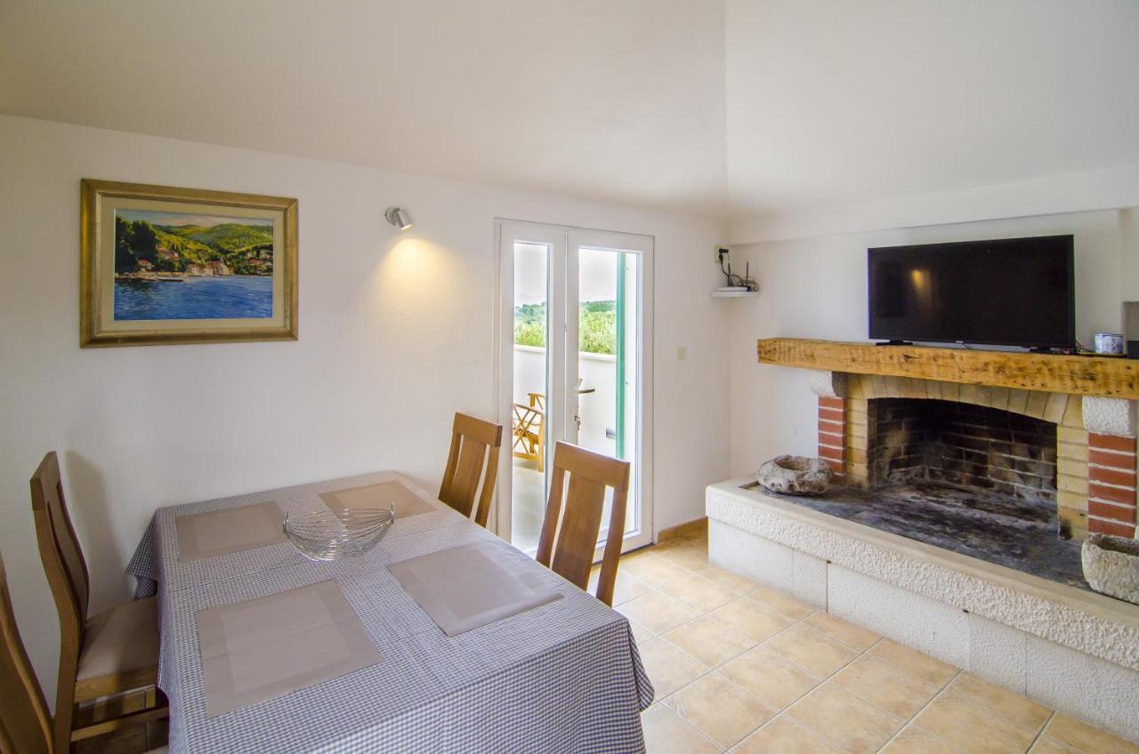 Holiday Home Bliss Сплитска Экстерьер фото